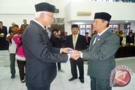 Nitoy Freddy Dilantik Jadi Anggota DPRD Kota Palu