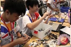 IRO 2013 Ajang Unjuk Kemampuan Lego Robotics