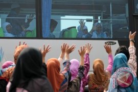 Calhaj Kloter 1 Berangkat