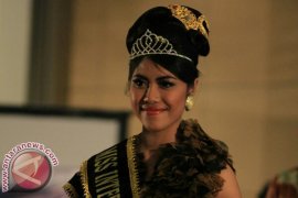 Windu Sari Dinobatkan sebagai "Miss Internet"