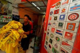 Silakan Pasang Spanduk di Rumah Caleg!