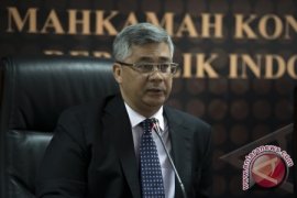 Uang Di Ruang Karoke Akil Hasil Penjualan Ikan Arwana