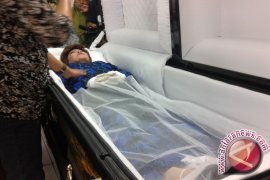 Pesan Diana Nasution Kepada Ello