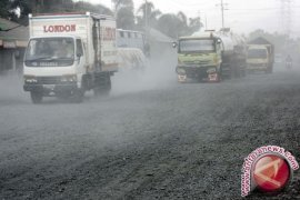 Peningkatan Jalan Tanjung Serdang-Lontar Kotabaru Dievaluasi