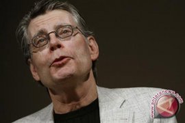 "Doctor Sleep" kukuh di puncak daftar buku terlaris AS