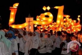 Gubernur Riau pukul bedug semarakkan takbiran