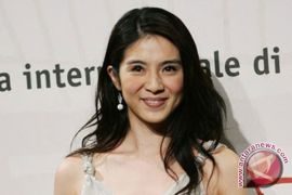 Charlie Yeung Segera Lepas Masa Lajang