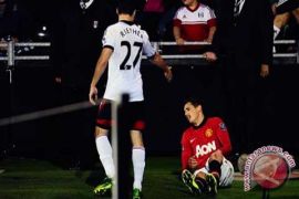  Riether Diskors Tiga Pertandingan Karena Injak Januzaj