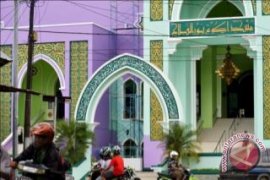 Warga Protes "Unguisasi" Masjid Agung Paser