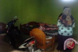 Satpol PP razia penginapan Pantai Glagah 