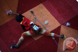 PANJAT DINDING PROPROV