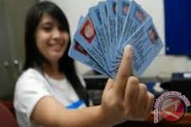 Pencetakan e-KTP di NTB molor sampai Februari 2014