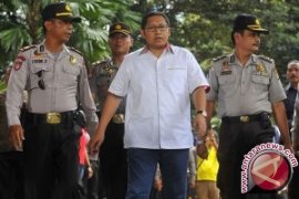 Unair bantah terlibat kasus Anas
