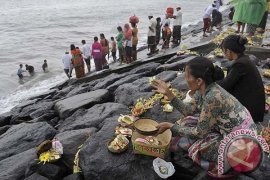 Ritual Nangluk Merana