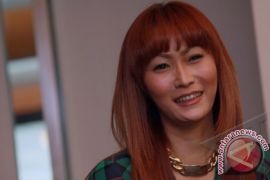 Penyanyi Inul Daratista