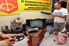 Pencuri Gasak Rp 163 Juta Milik Nasabah BCA