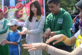 AISEC Unand Libatkan Mahasiswa Luar Bina Anak-anak