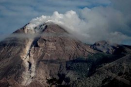 Gunung Marapi Alami Tiga Kali Letusan