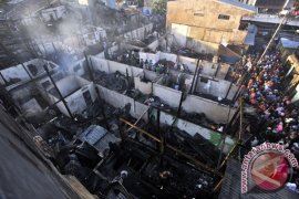 KEBAKARAN PASAR CIDU MAKASSAR