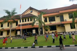 Arena bermain Page 1 Small