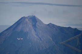 Gunung Merapi Kembali Bergemuruh