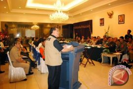 Puji Penanganan Pasca bencana Sarundajang