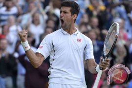  Djokovic Kalahkan Federer Untuk Juarai Indian Wells