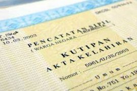 Sintang kejar target nasional akta kelahiran