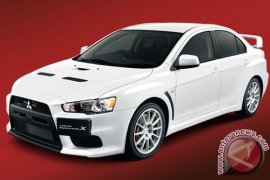 Mitsubishi Luncurkan Lancer Evo X FQ-440 MR Edisi Khusus