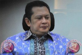 KPK Layak Dapat Medali Keberanian