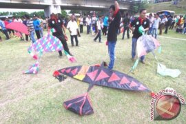 "Geulayang Tunang" Meriahkan Perlombaan HUT Banda Aceh