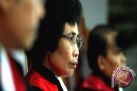 Albertina Ho Sosok Hakim Sederhana Tapi Tegas 