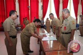 LAPSUS -  Banjarbaru Kembangkan SDM Pegawai  Melalui Pendidikan
