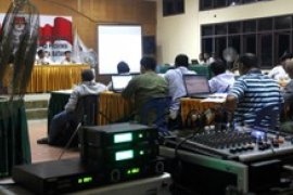 Rekapitulasi Suara Batam Molor Karena Salah Rumus