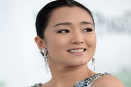 Aktris Gong Li Jadi Ketua Juri Festival Film Internasional
