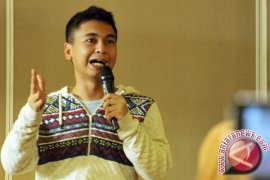 Raditya Dika sutradarai film Marmut Merah Jambu