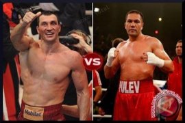 Klitschko wajib Pertahankan Gelar IBF Melawan Pulev