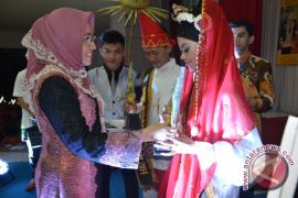 Fauziannor dan Rustiana Naga Banjar