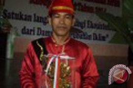 Putera Banggai Penerima Penghargaan Kalpataru 2014