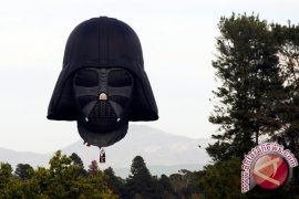  Harrison Ford Cedera Dalam "Star Wars" Di Inggris