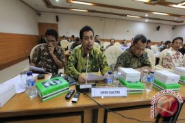  Perjuangkan Dana Perimbangan 