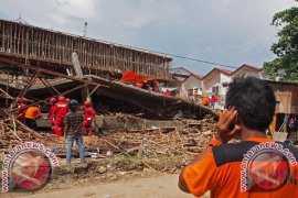 Korban Tewas Ruko Ambruk jadi Empat Orang