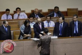 Rapat Paripurna DPR Sahkan APBN-P 2014