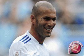 Anak Ini Punya Nama "Zidane Thierry Henry Barthez"