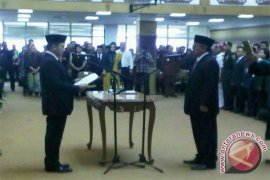 Gubernur Lampung Lantik Arinal Sekdaprov Definitif
