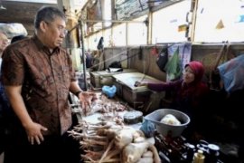 WAMENDAG DI PASAR JOHAR