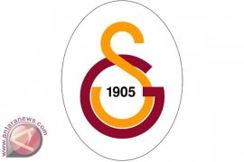 Sneijder Bertahan di Galatasaray