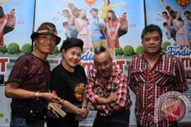 Pelawak Mamiek Prakoso Tutup Usia