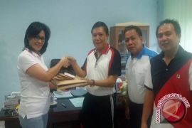 Sekwan Terima SK 40 Legislator