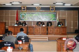 Lima Fraksi Setujui RAPBD Balangan 2015 